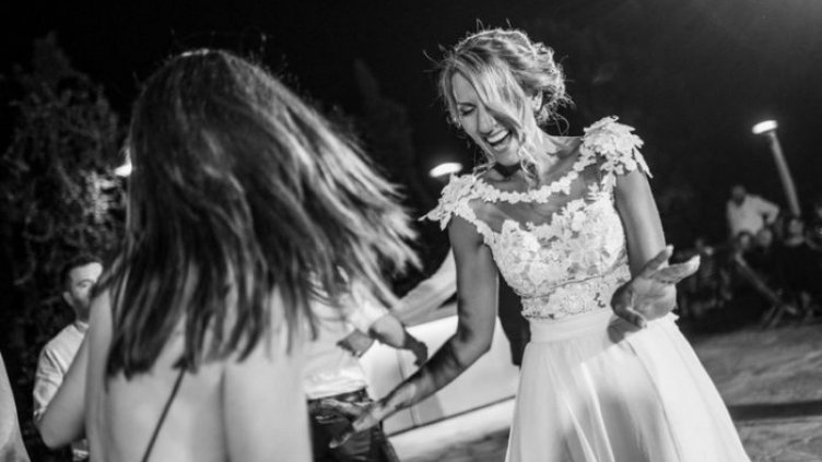 wine_museum_wedding_00182-700x467