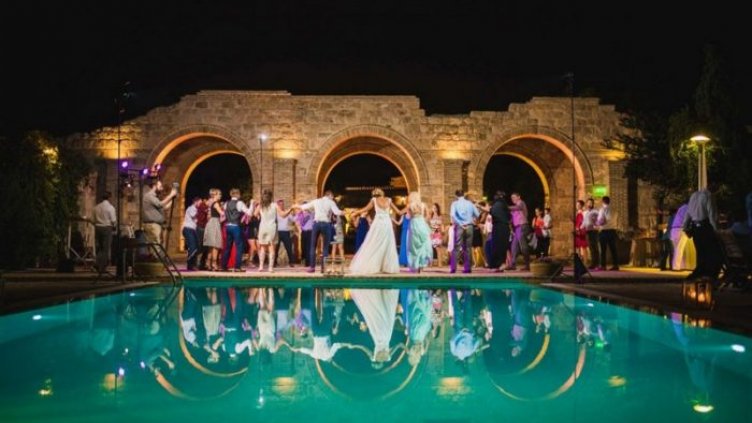 wine_museum_wedding_00189-700x467